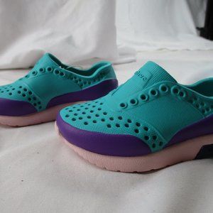 Native Shoes Toddlers Size 4 Multicolor Shoes. FREE SHIPPING!               #411